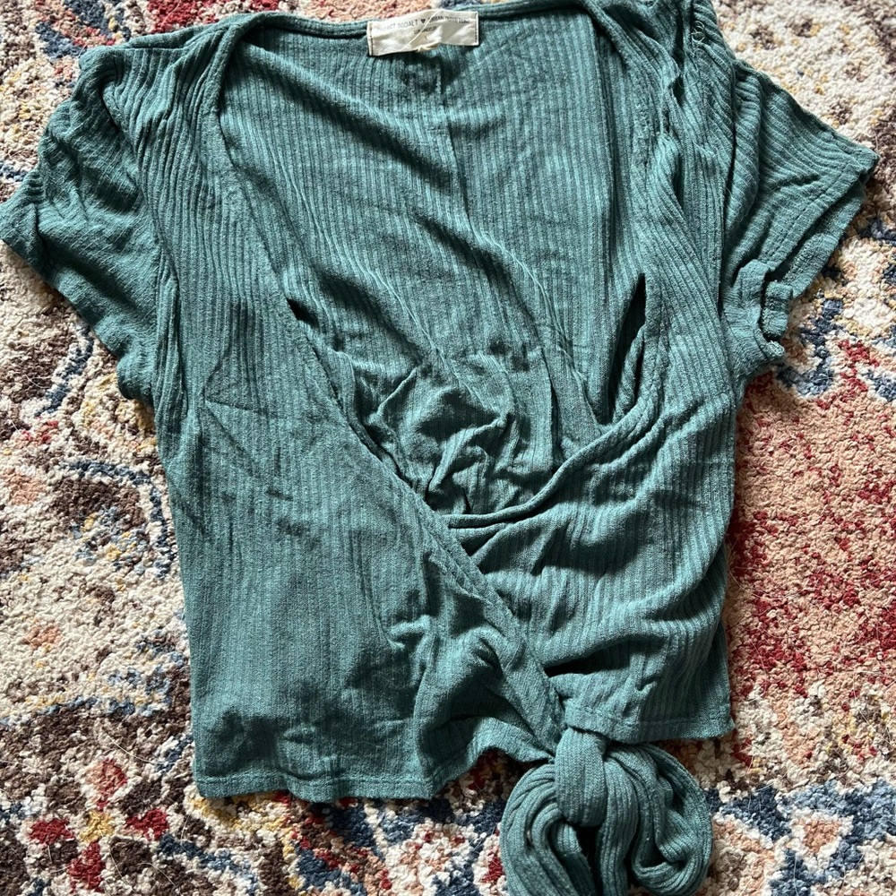 Blue short sleeved front tie top